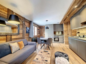 Appartement rénové avec balcon, ski aux pieds, secteur calme à Val d'Isère - FR-1-518-115